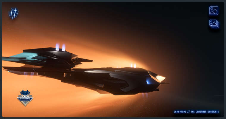 RSI Mantis breaking into the atmosphere of Hurston over Lorville